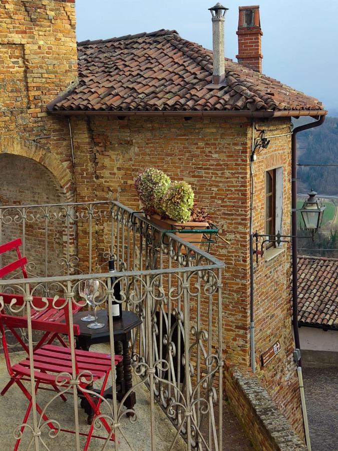 Foresteria Ristorante Conti Roero Monticello d'Alba Ngoại thất bức ảnh