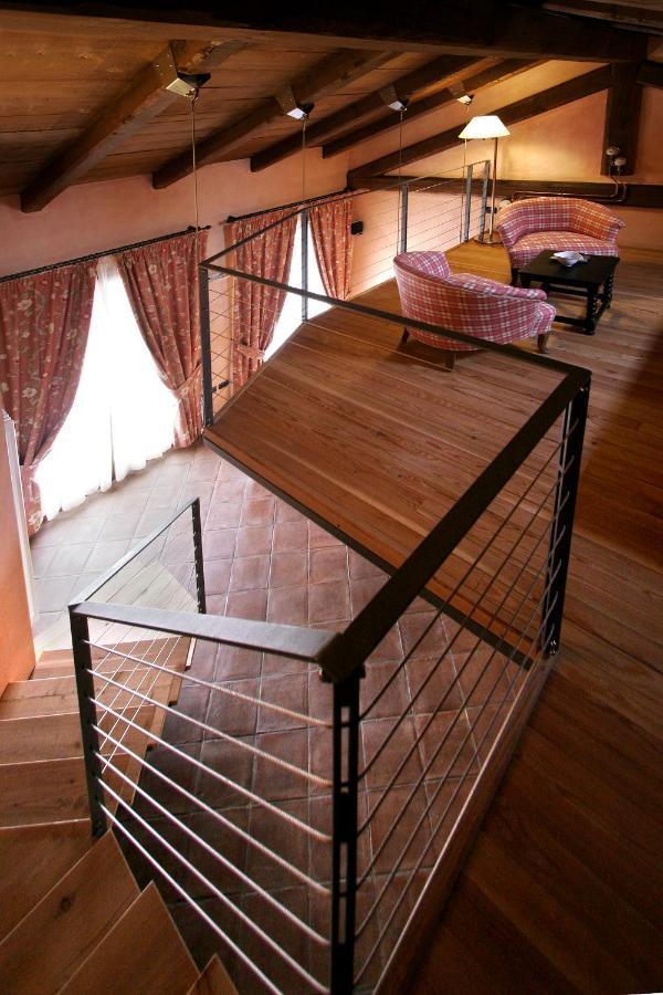 Foresteria Ristorante Conti Roero Monticello d'Alba Ngoại thất bức ảnh
