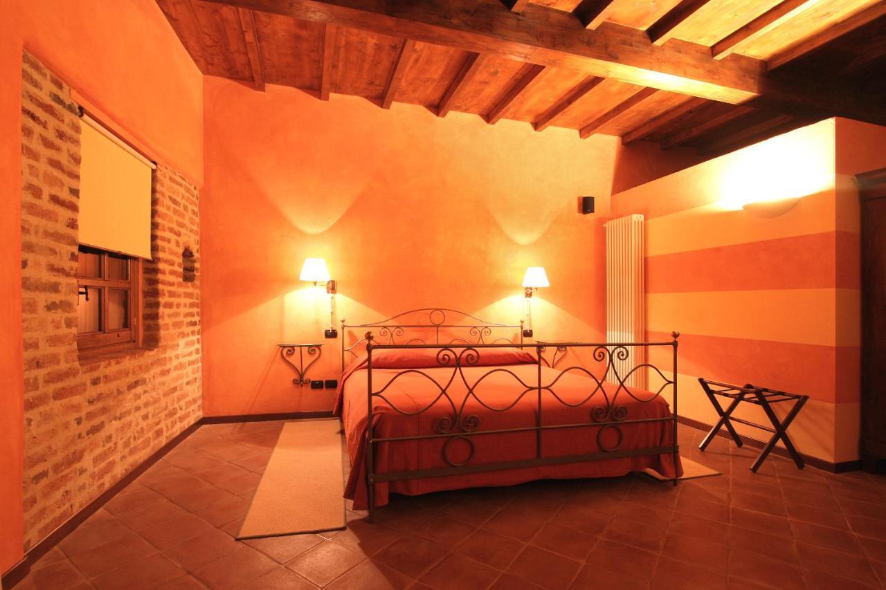 Foresteria Ristorante Conti Roero Monticello d'Alba Ngoại thất bức ảnh